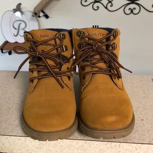 Nautica boys waterproof boots size 4